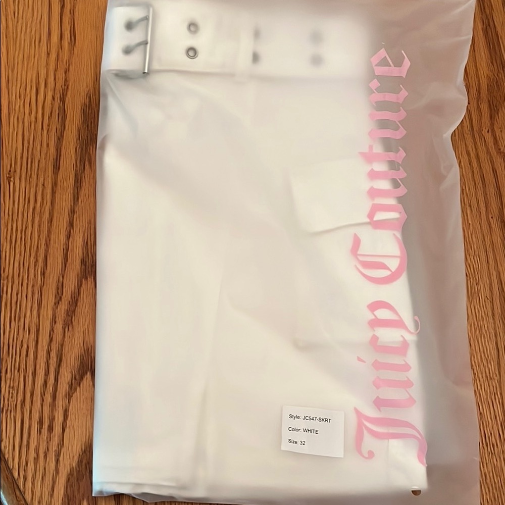 Juicy Couture White Cargo Mini Skirt Sz 32